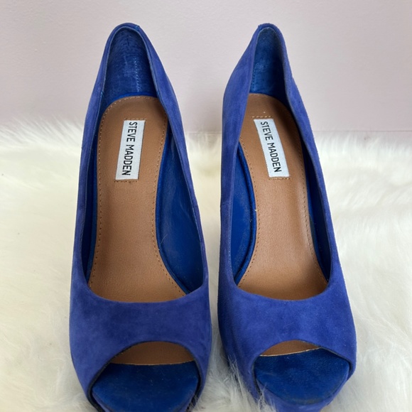 Blue Suede Steve Madden heels - excellent condition! - Picture 2 of 6